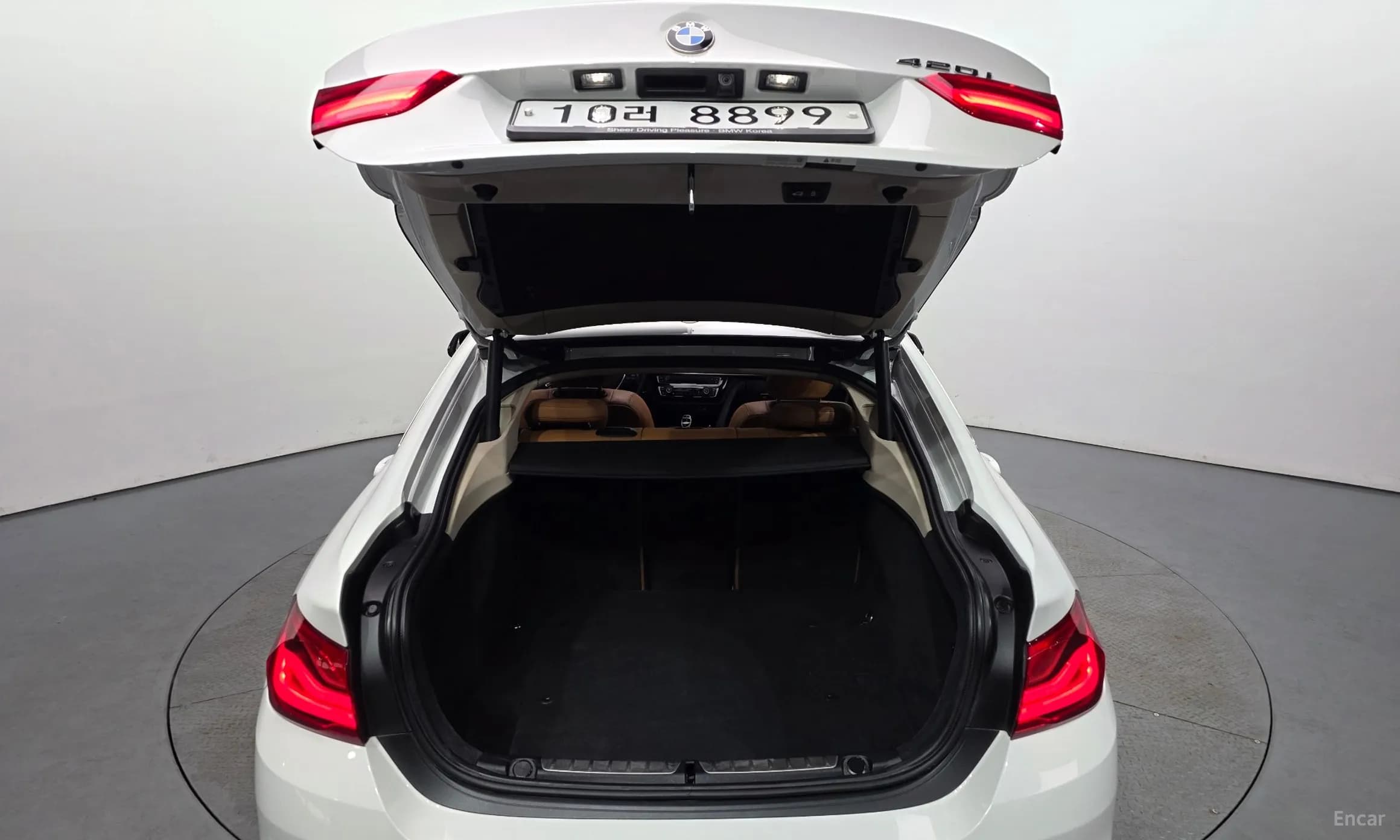 Series 4 (F32)