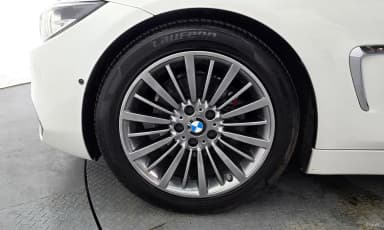 Series 4 (F32)