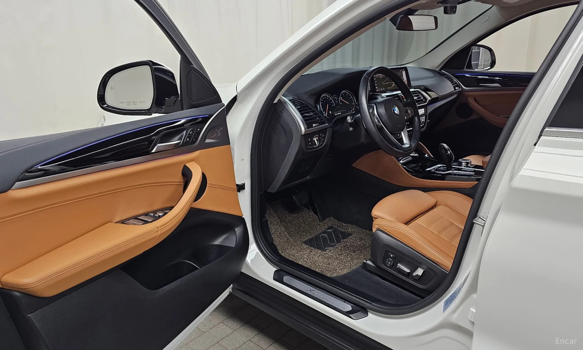 X4 (G02)