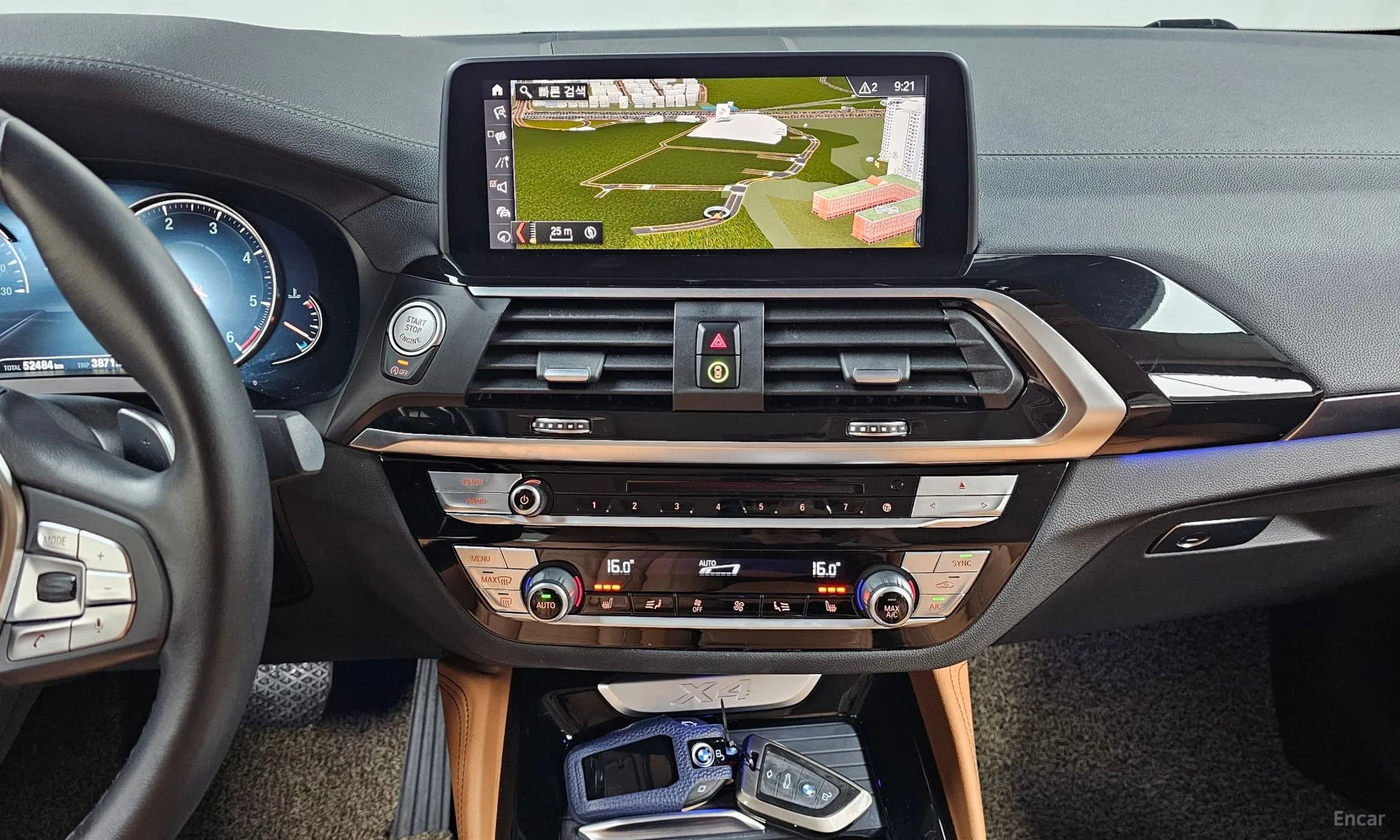 X4 (G02)