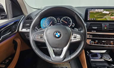 X4 (G02)
