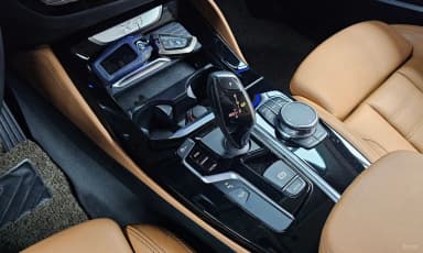 X4 (G02)
