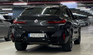X4 (G02)