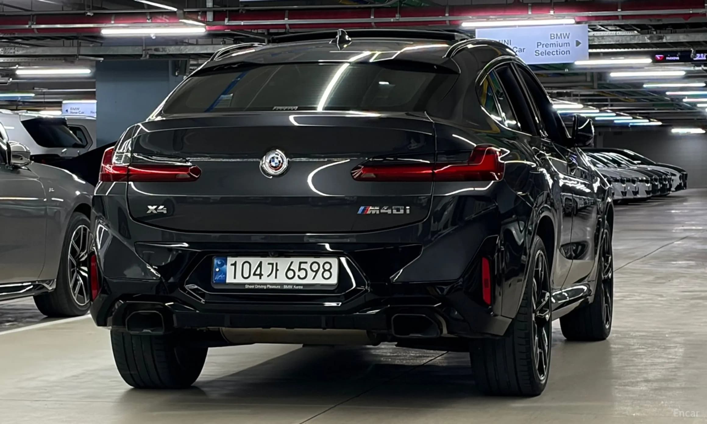 X4 (G02)