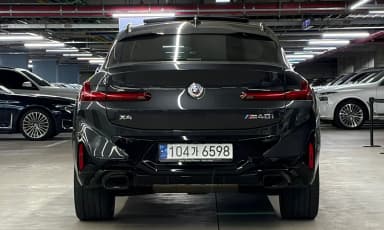 X4 (G02)