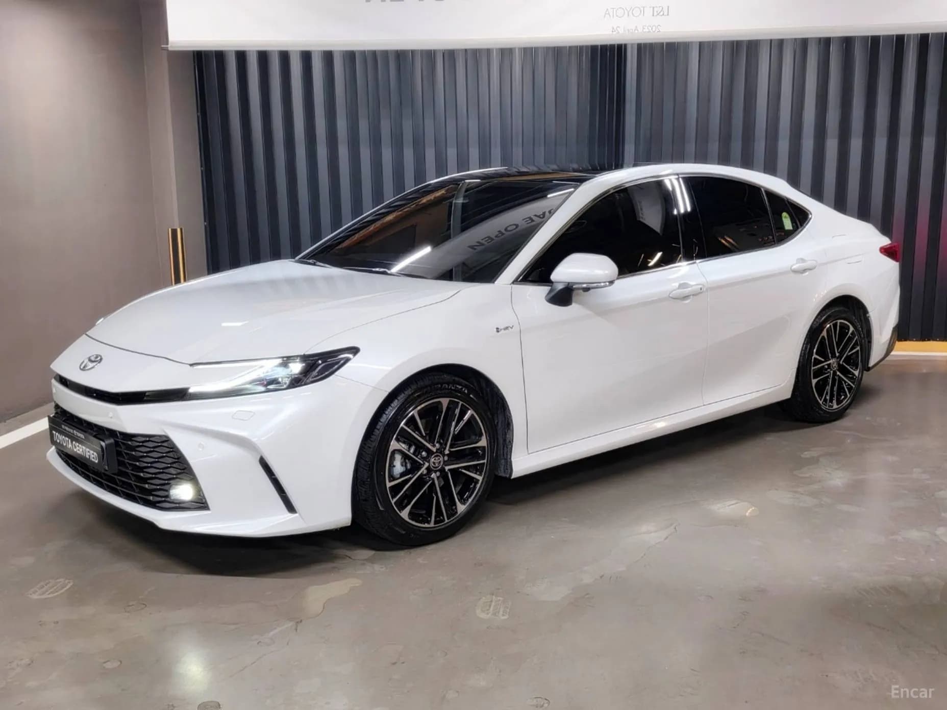Camry (XV80)