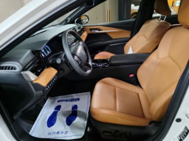 Camry (XV80)