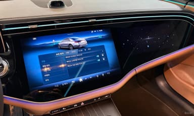 E-Class W214
