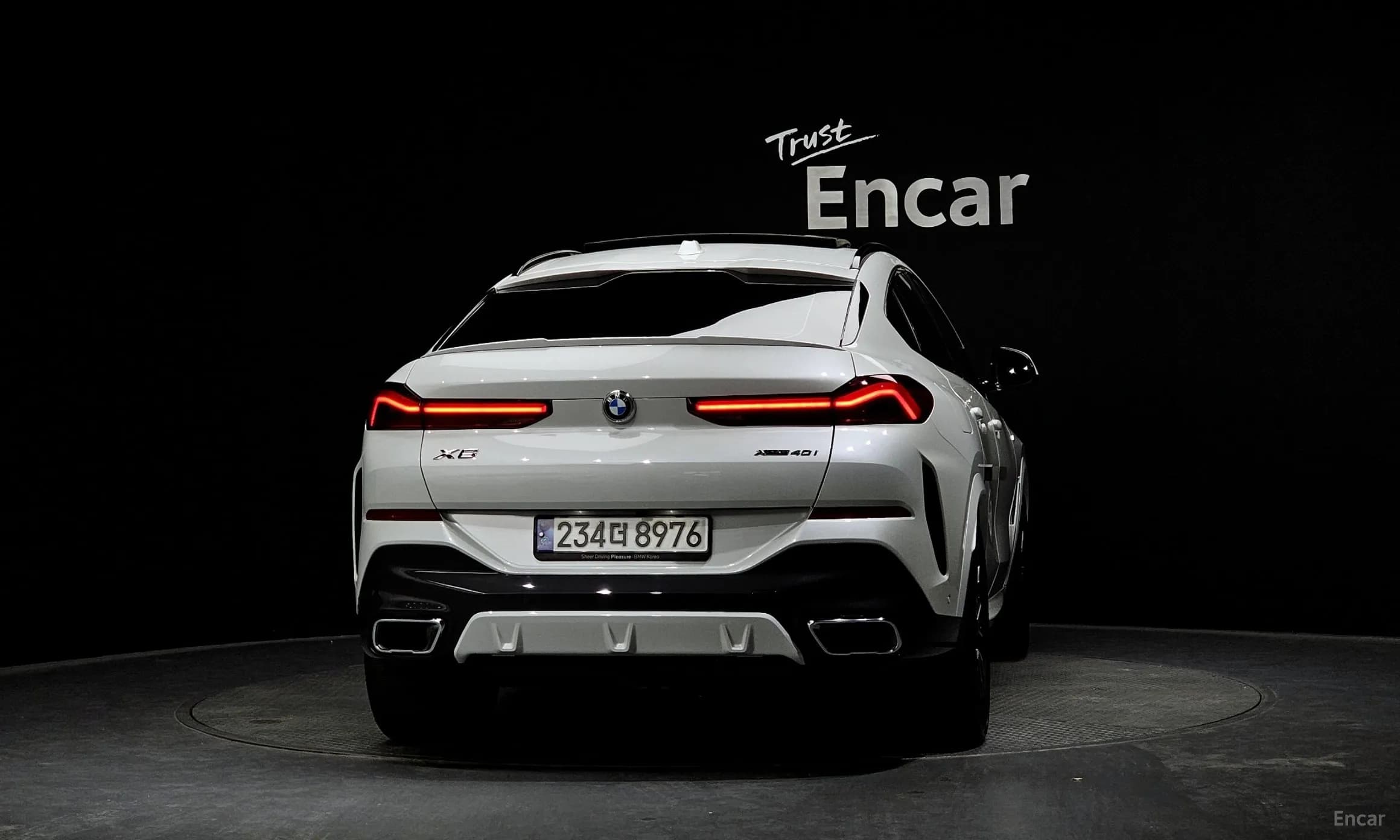 X6 (G06)