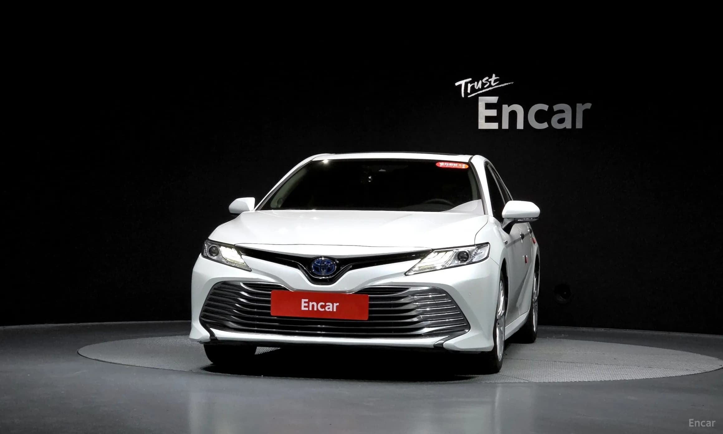 Camry (XV70)