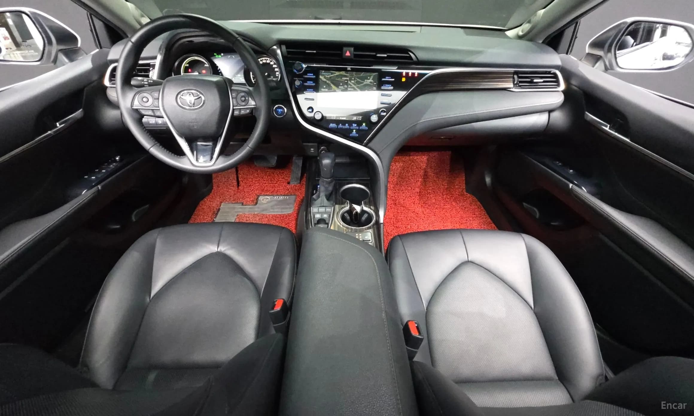Camry (XV70)