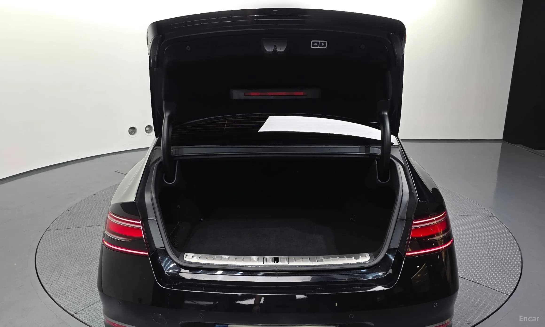 G90 (RS4)