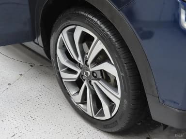 Berry New Tivoli