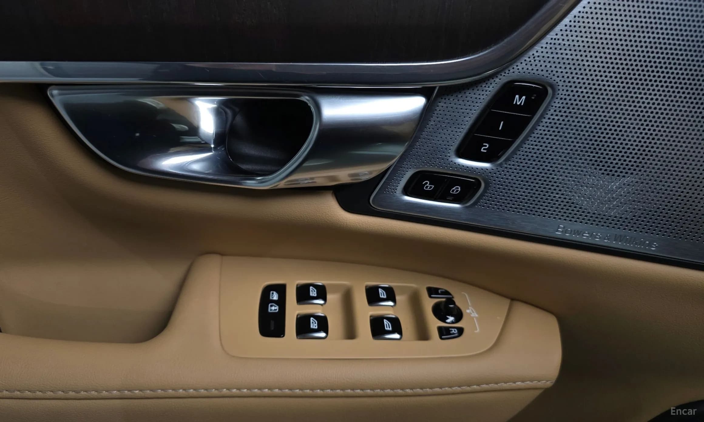 S90