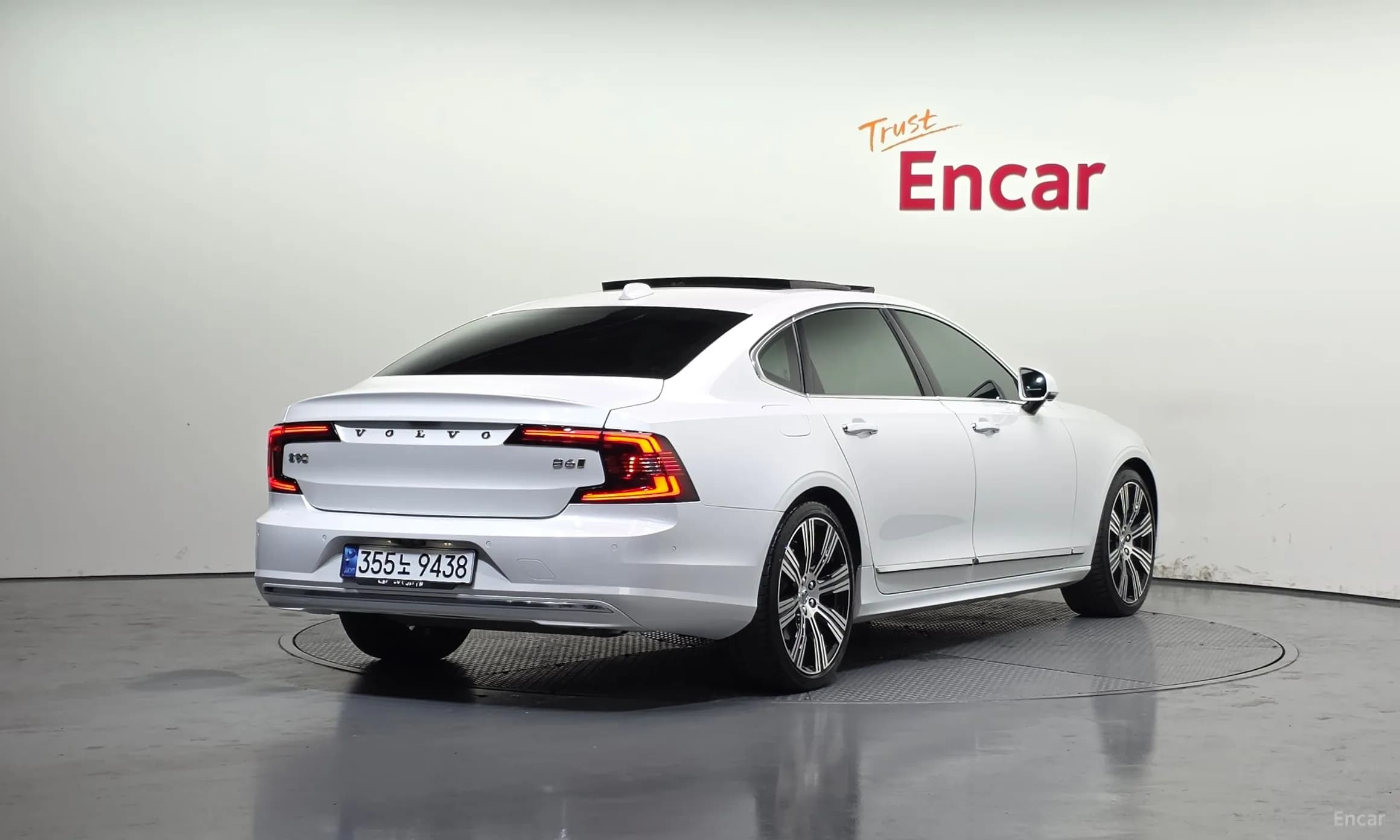 S90