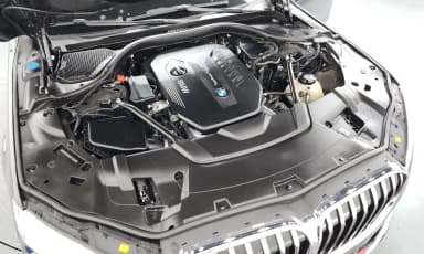 7 Series (G11)