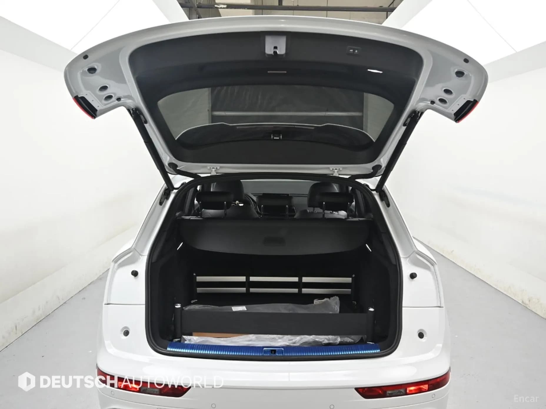 SQ5 (FY)