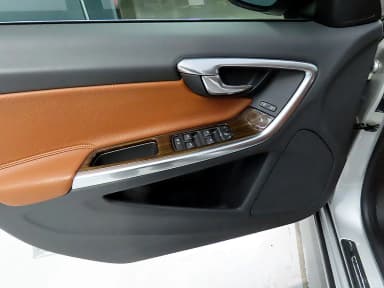 S60