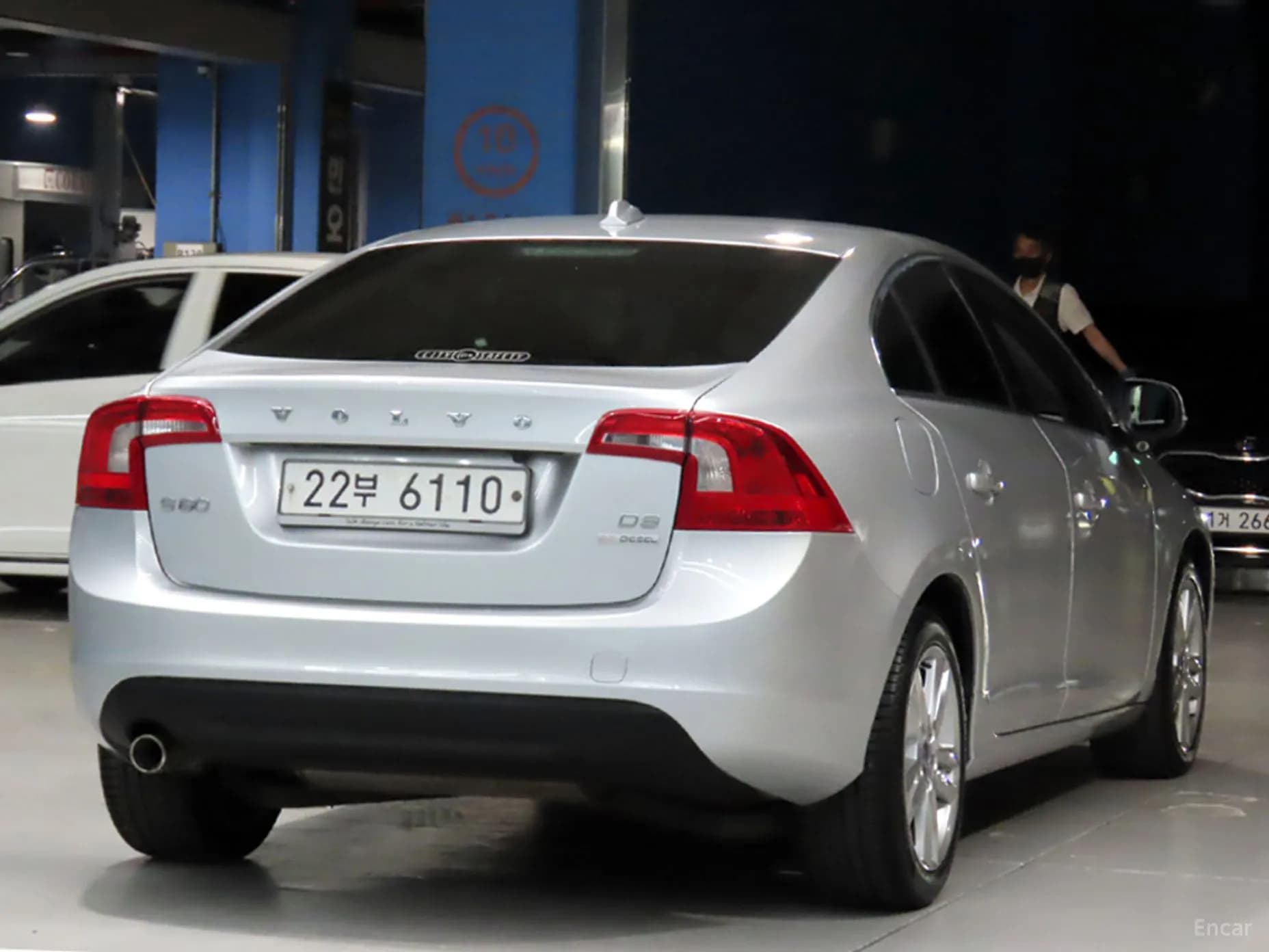 S60