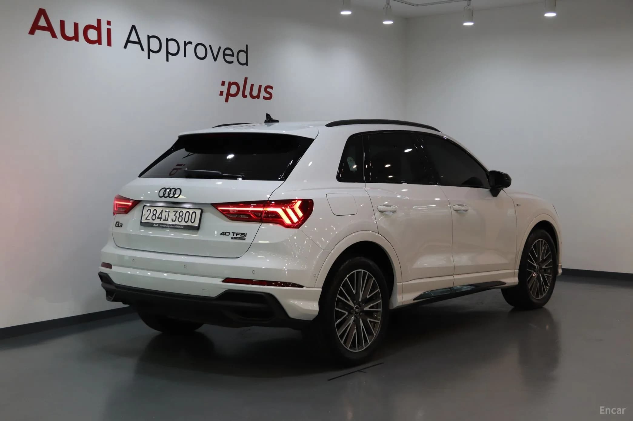 Q3 (F3)