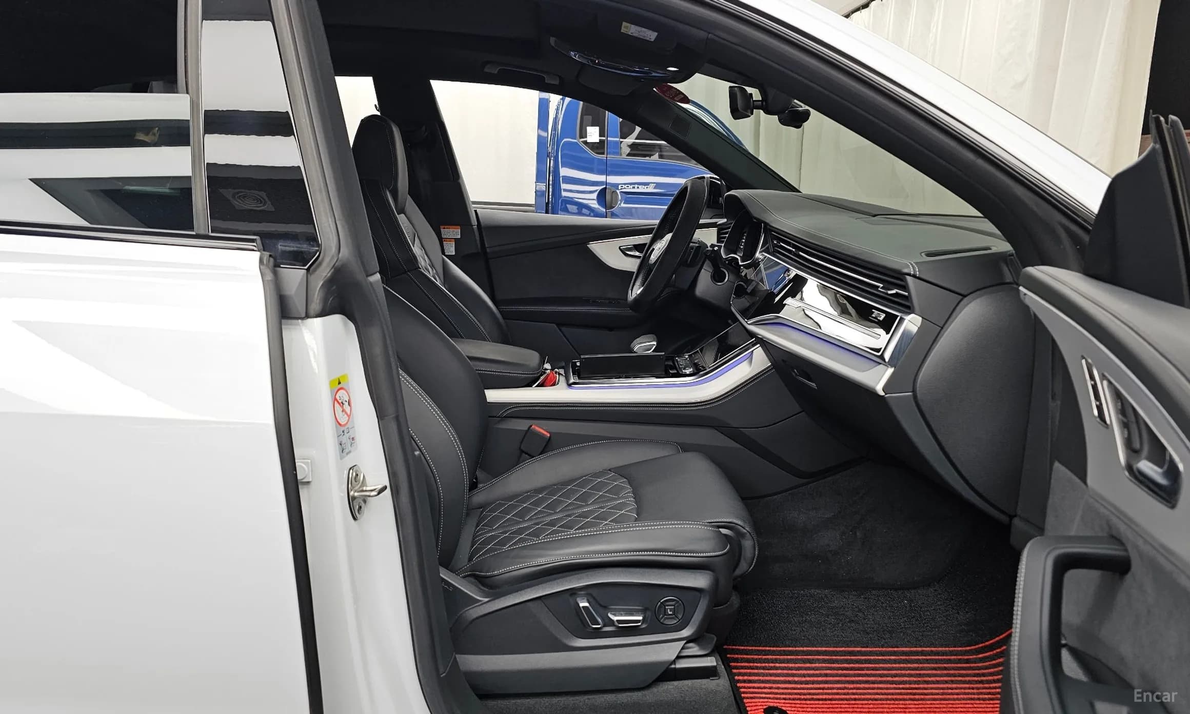 Q8 (4M)
