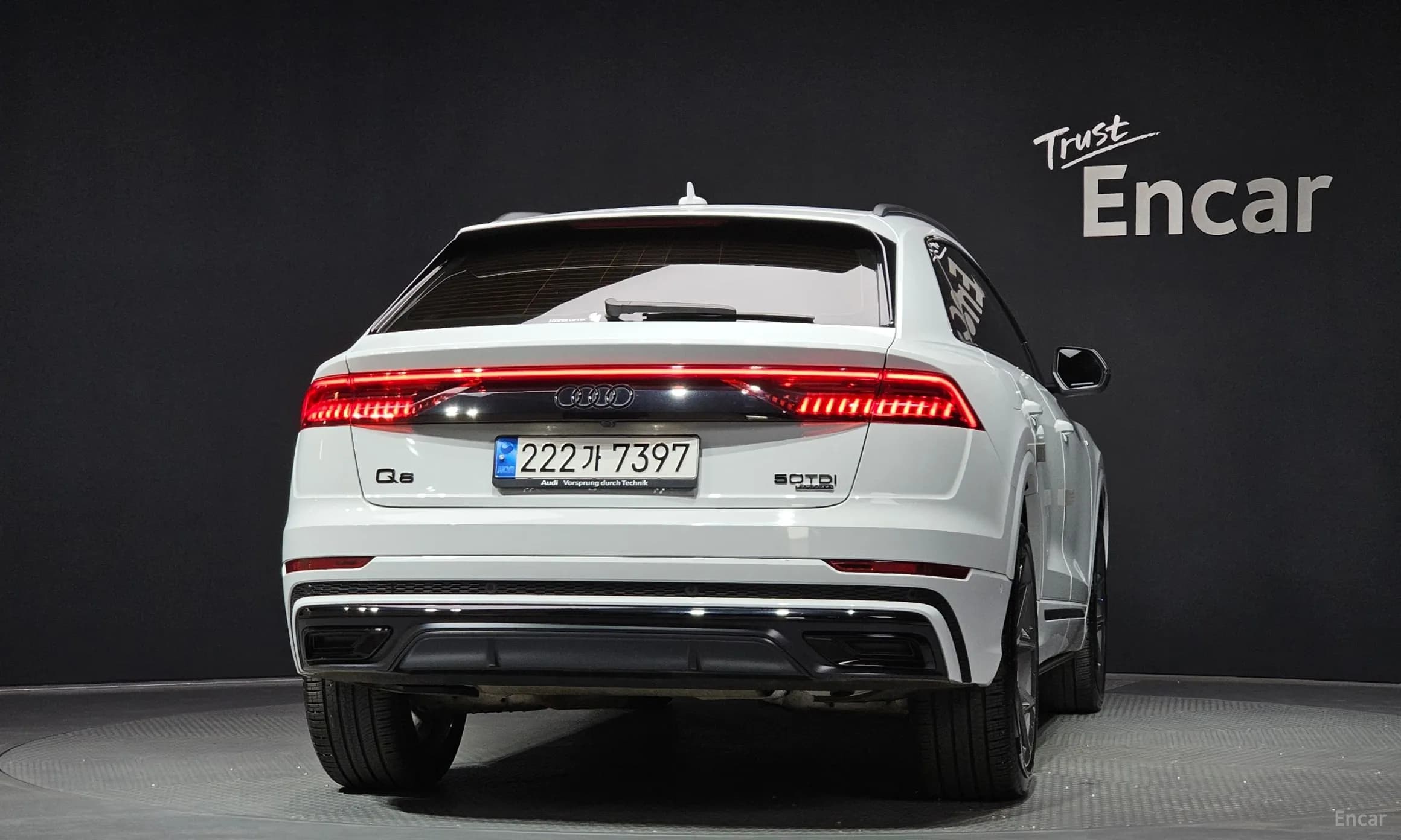 Q8 (4M)