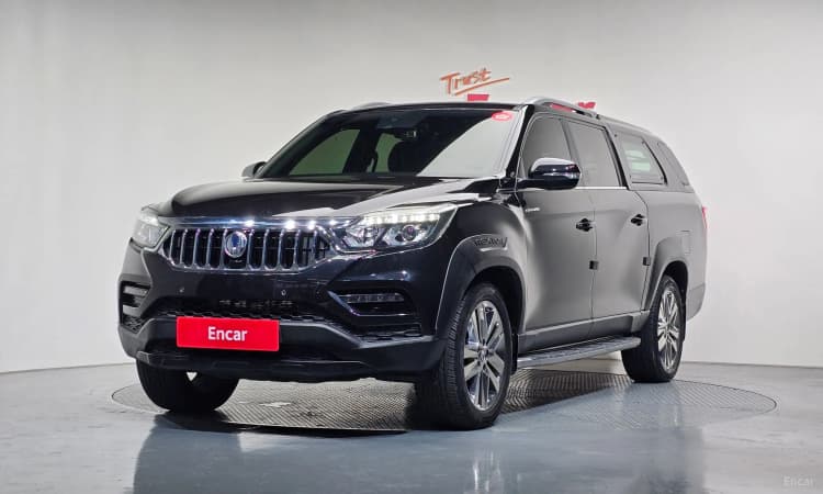 Rexton Sports Khan