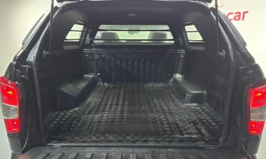 Rexton Sports Khan