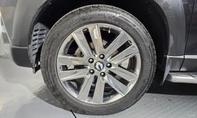 Rexton Sports Khan