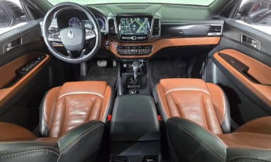 Rexton Sports Khan