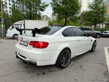 M3 (E90)