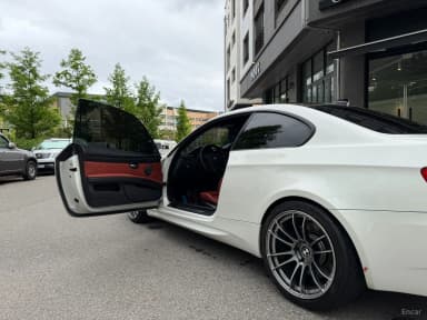 M3 (E90)
