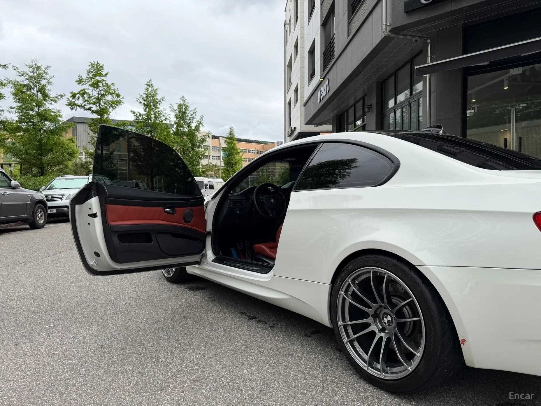 M3 (E90)