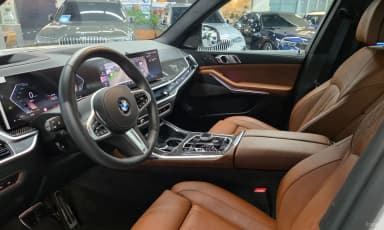 X7 (G07)