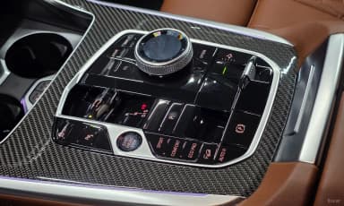 X7 (G07)