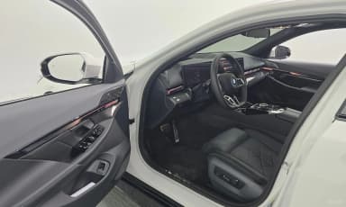 5 Series (G60)