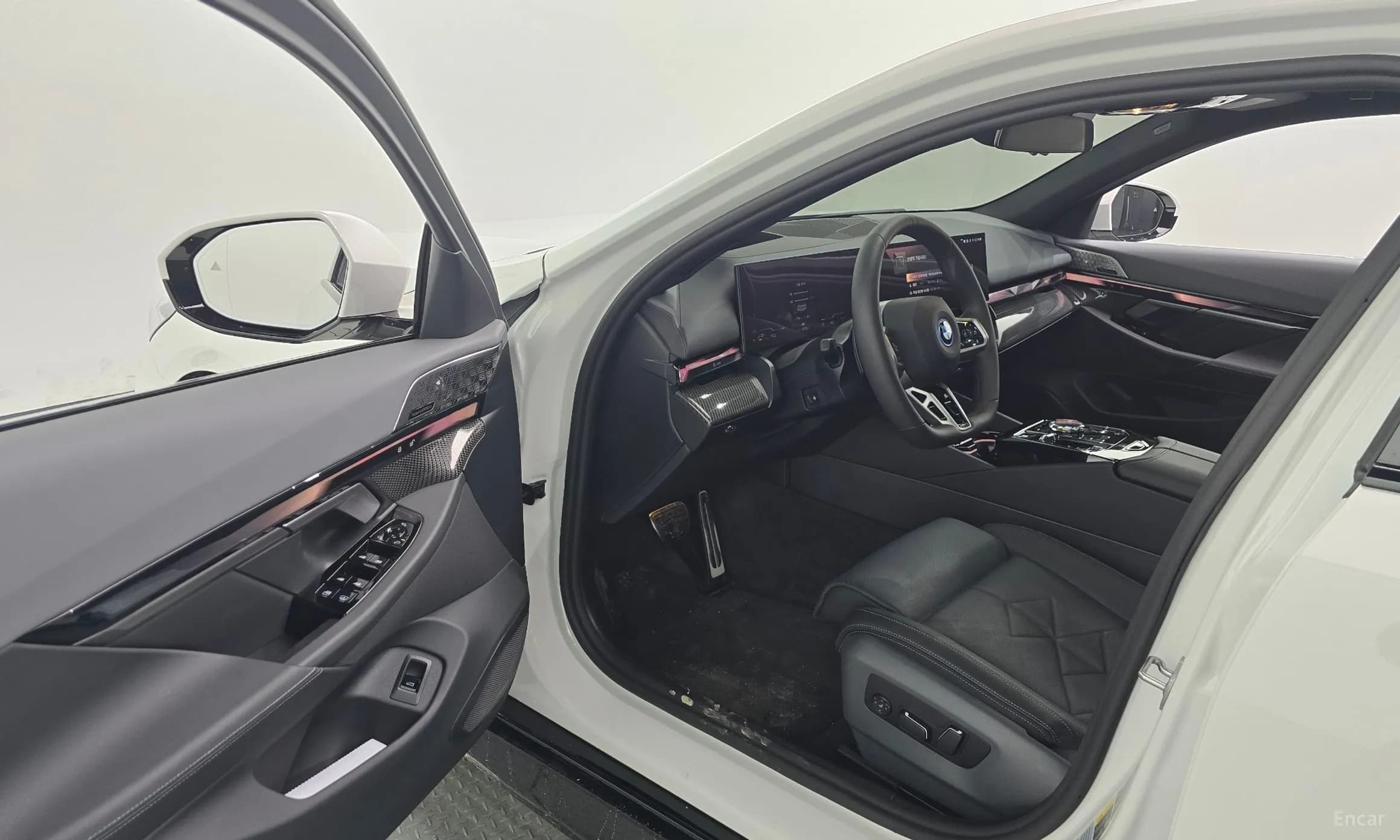 5 Series (G60)