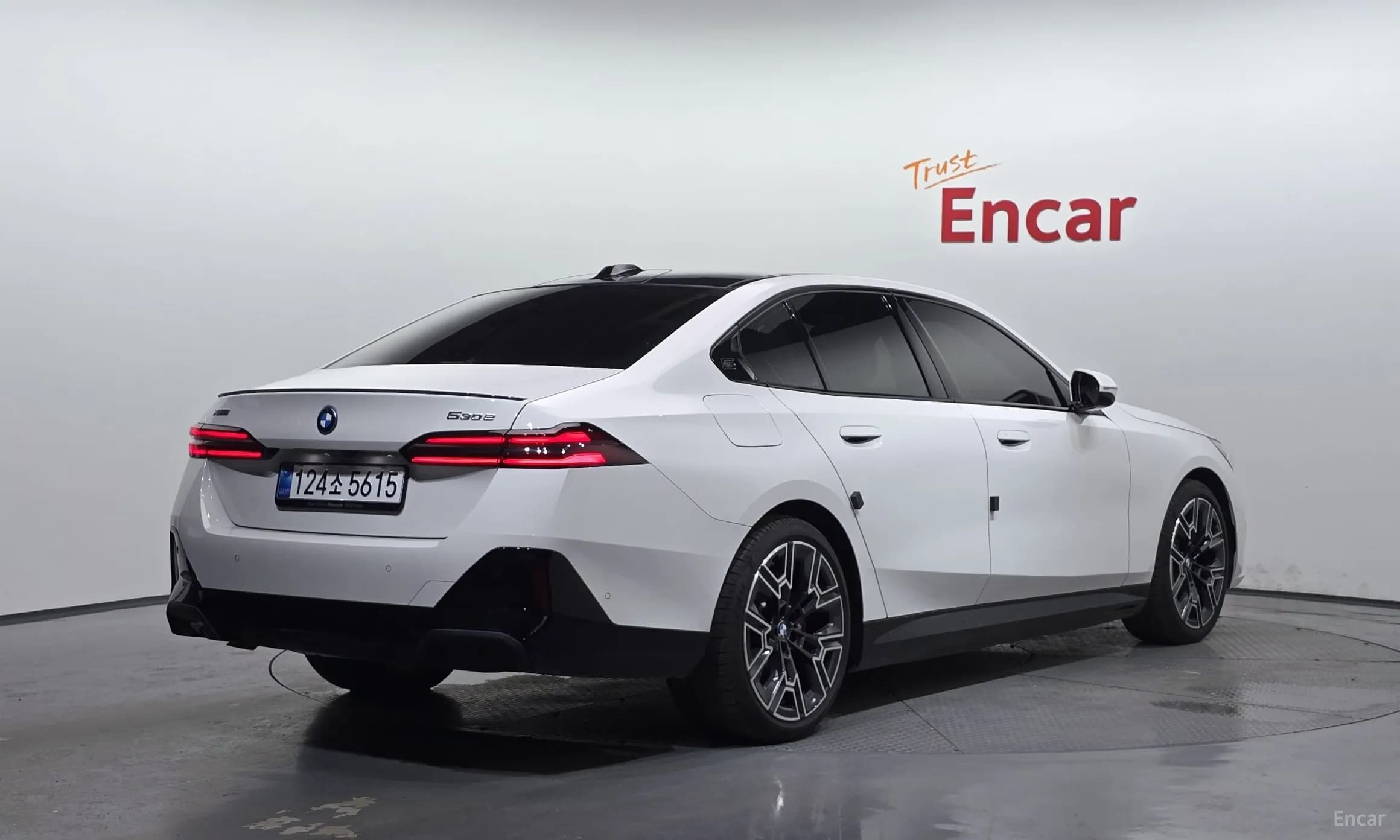 5 Series (G60)