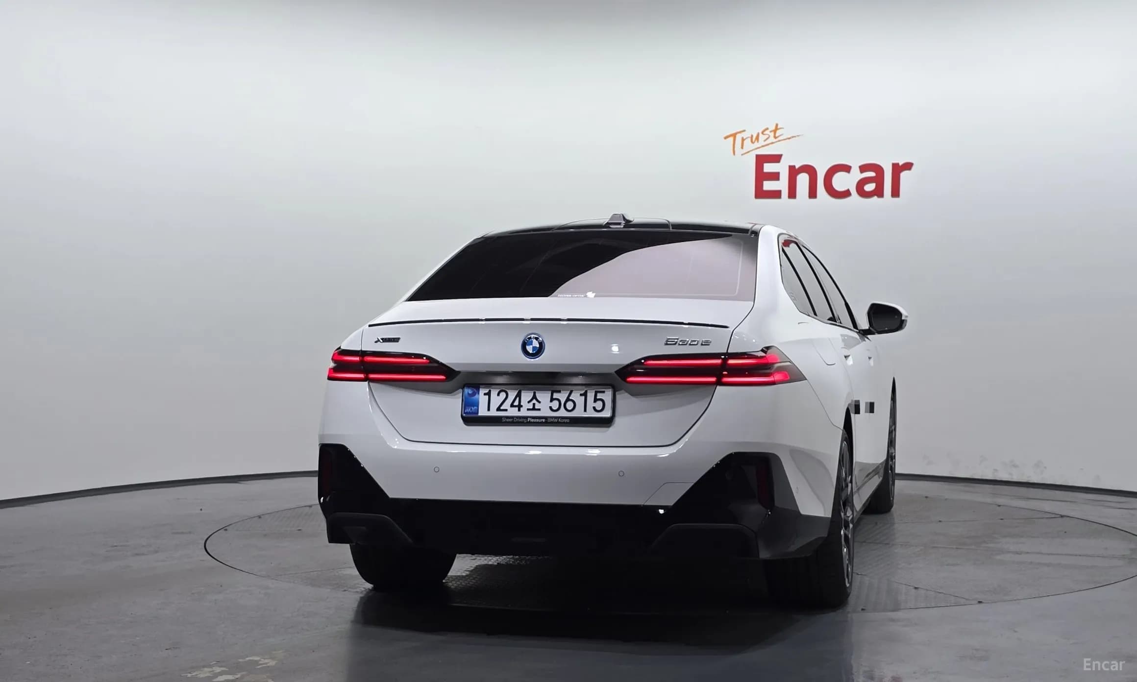 5 Series (G60)