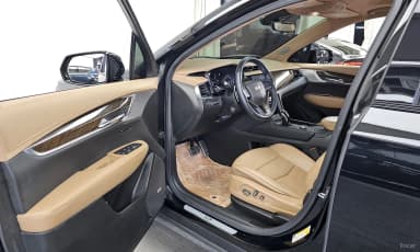 XT6