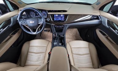 XT6