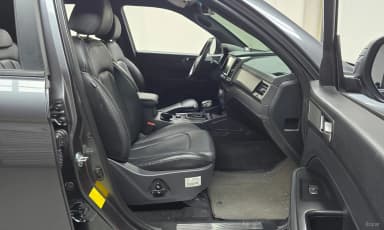 Rexton Sports Khan