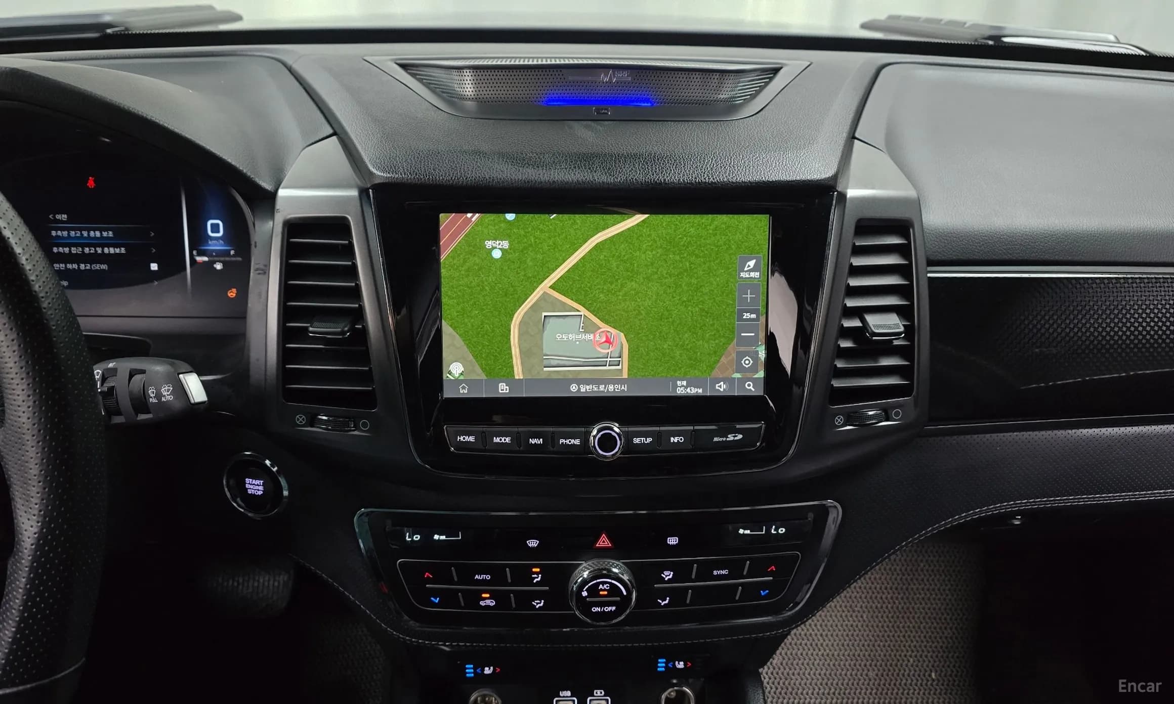 Rexton Sports Khan