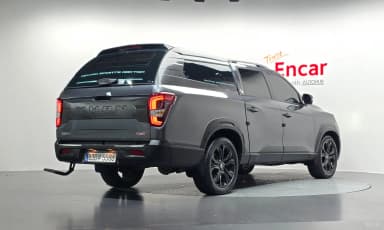 Rexton Sports Khan