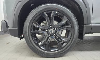 Rexton Sports Khan