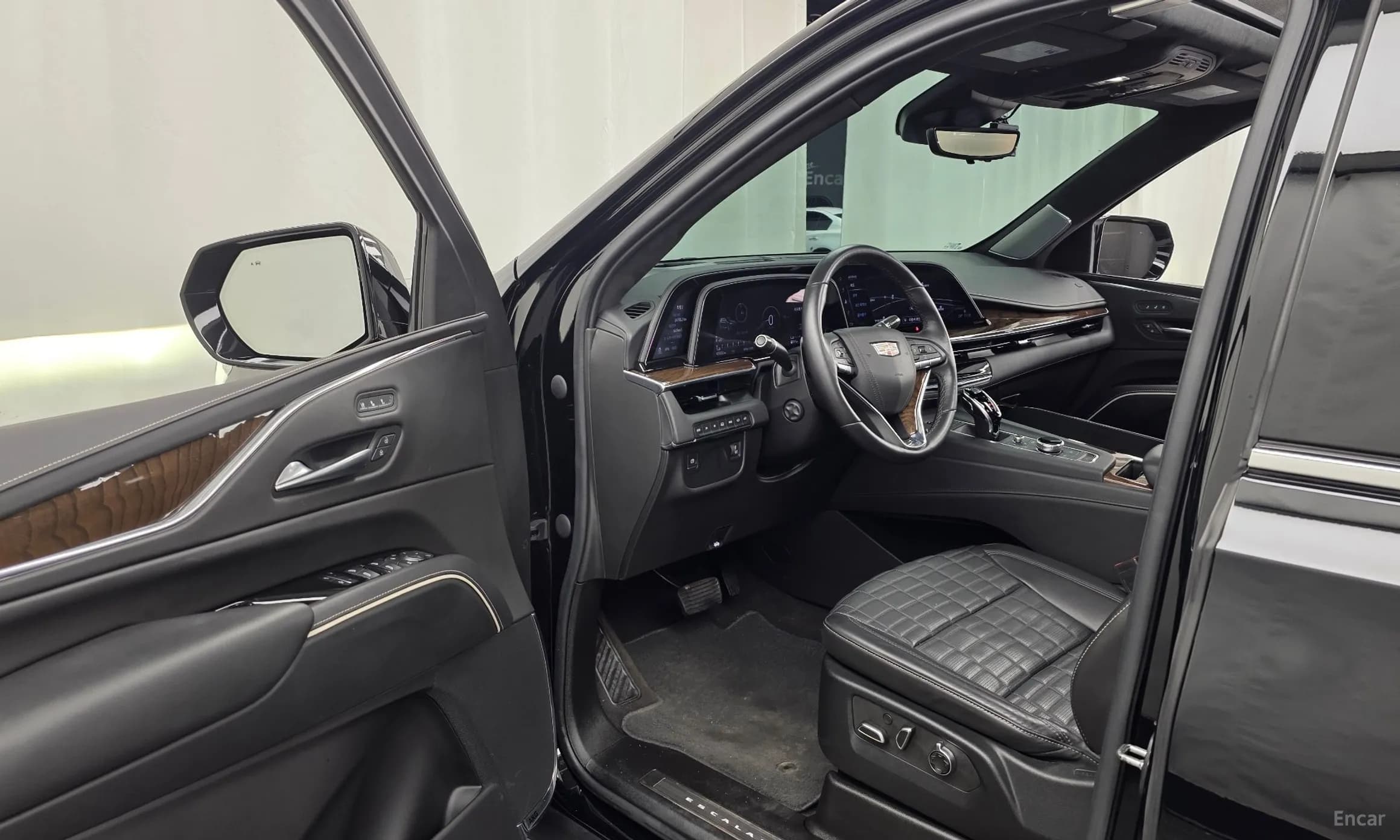 Escalade 5th Generation