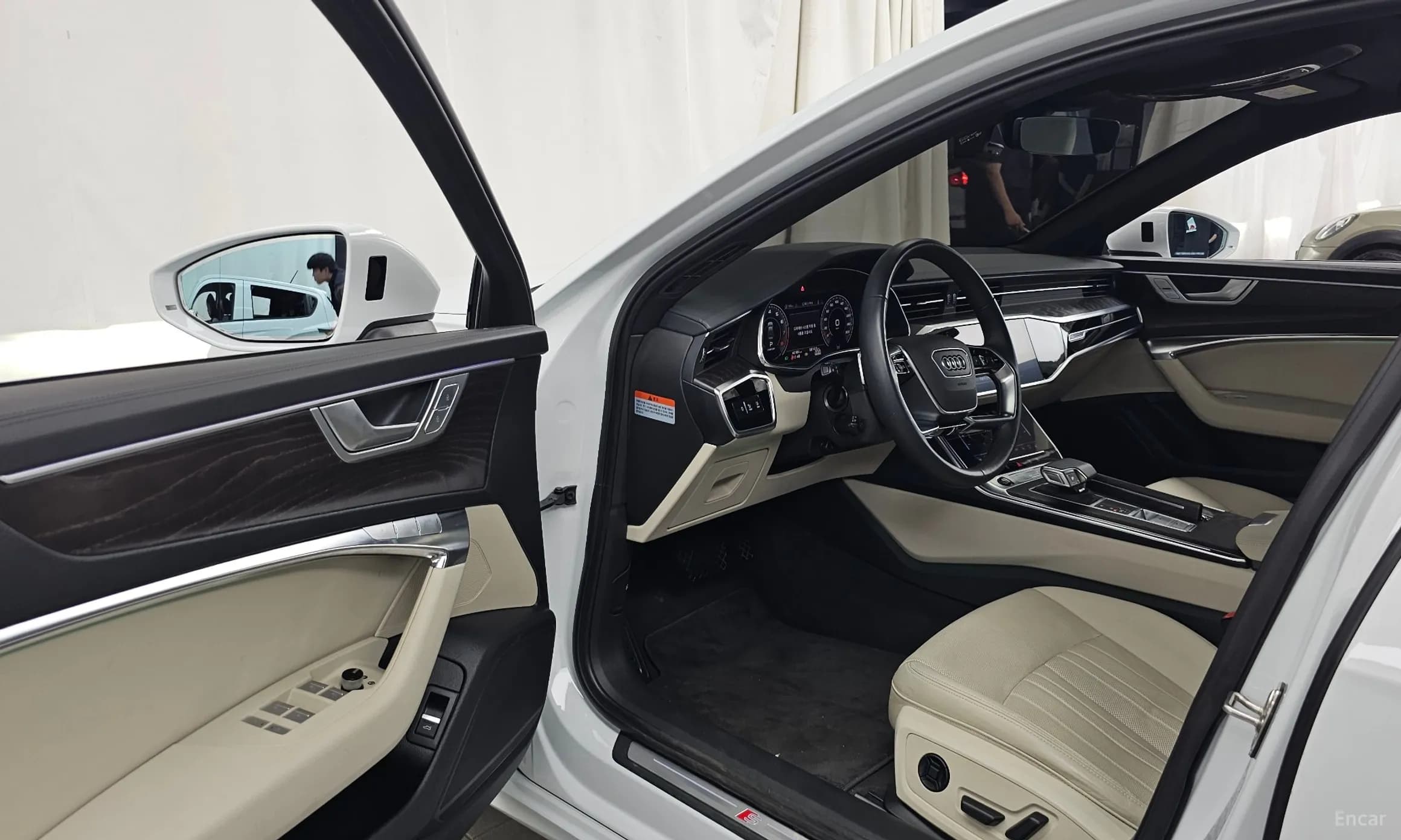 A6 (C8)