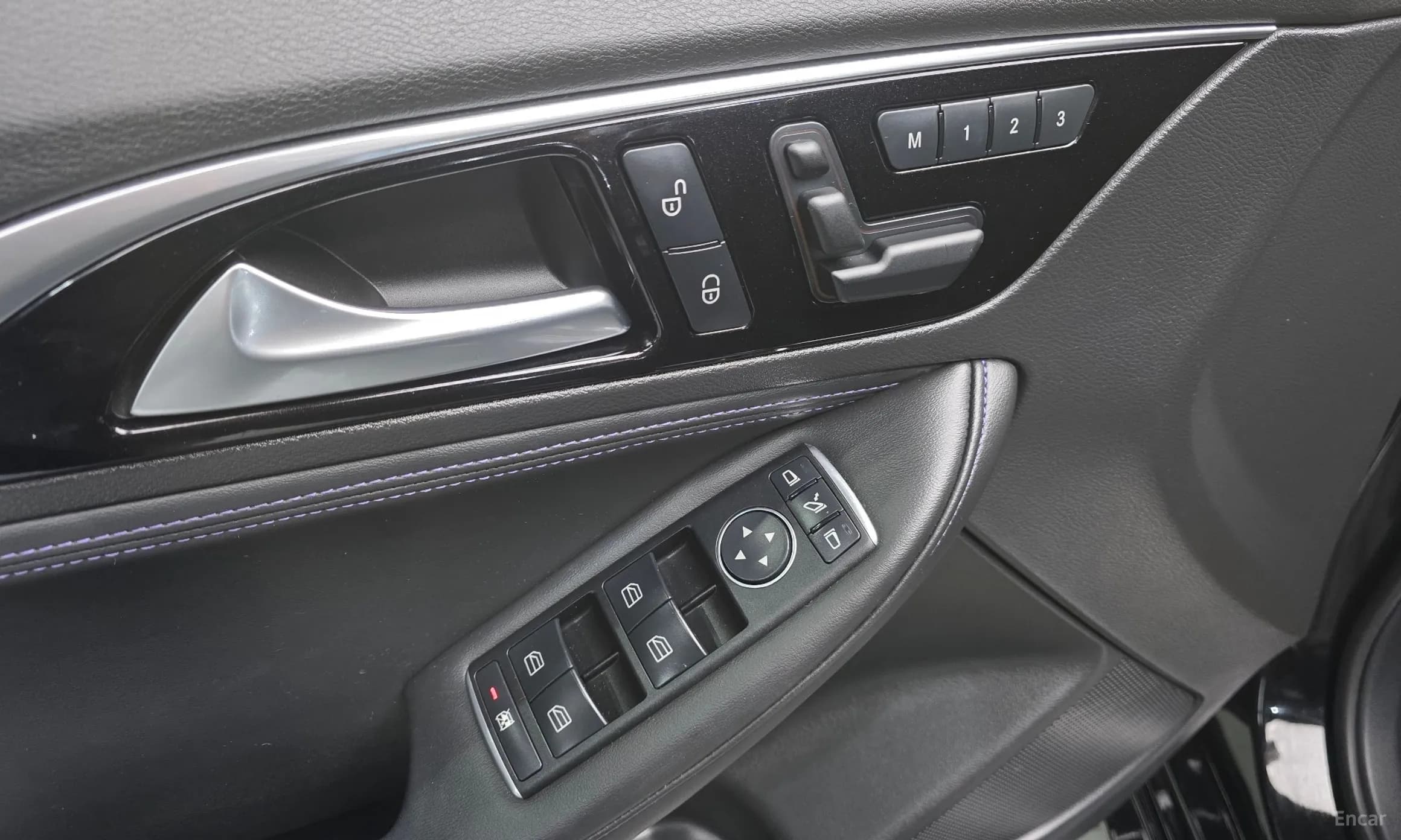 Q30