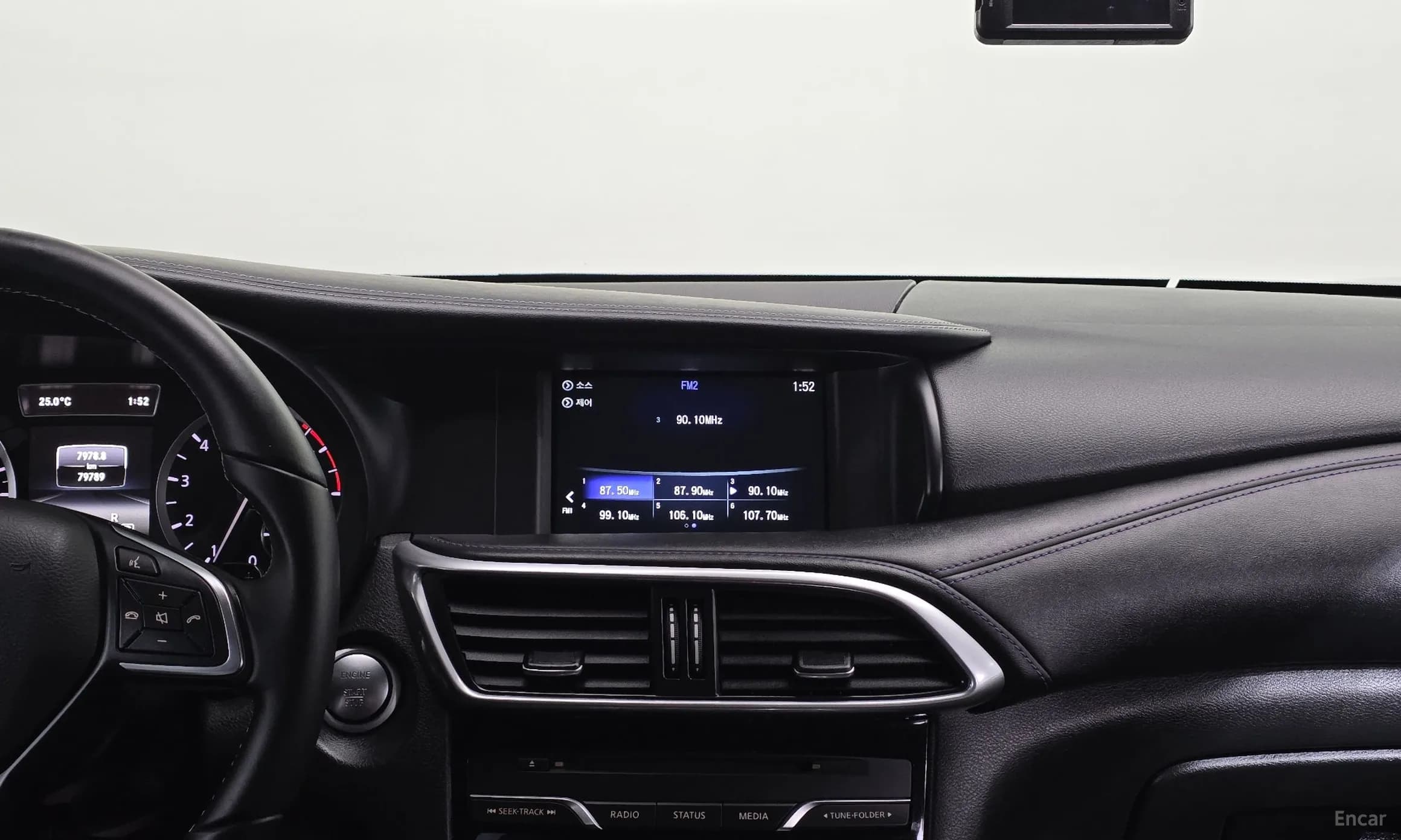 Q30