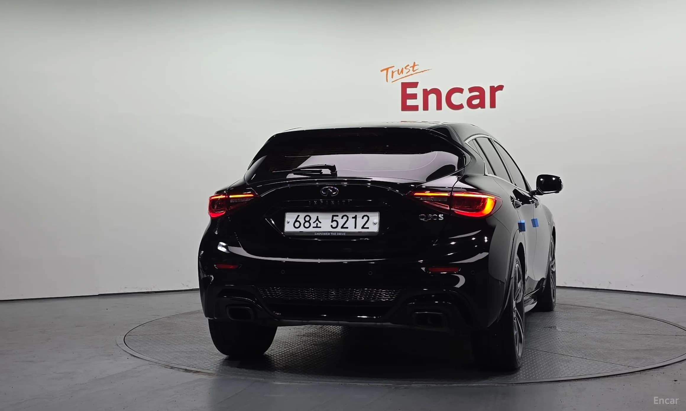 Q30